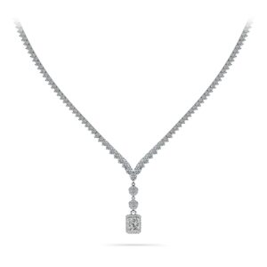Extravagant Diamond Pendant 3 Prong V Necklace