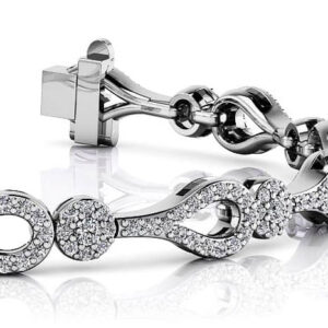 Incredible Teardrop Link And Cluster Bracelet