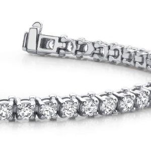 Classic Four Prong Round Diamond Tennis Bracelet