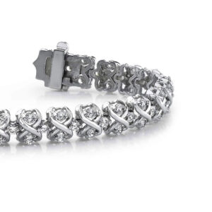 Diamond Eight Link Bracelet In Yellow White Gold Or Platinum