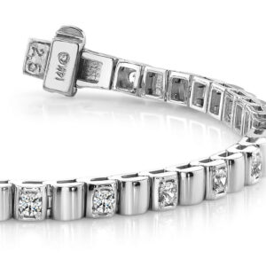 Solid Box Link Bracelet In Yellow Gold White Gold And Platinum